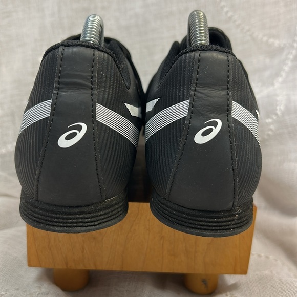 NWOT Asics athletic soccer track shoes cleats main image 8